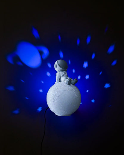 Wondering Astronaut Wall Projection Lamp - LetterLamps